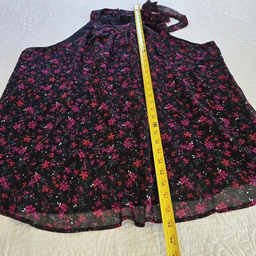 NWT Torrid Crinkle Lurex Chiffon Halter Top Black Floral‎ Flowy Bow 3X 22-24 - Picture 6 of 12